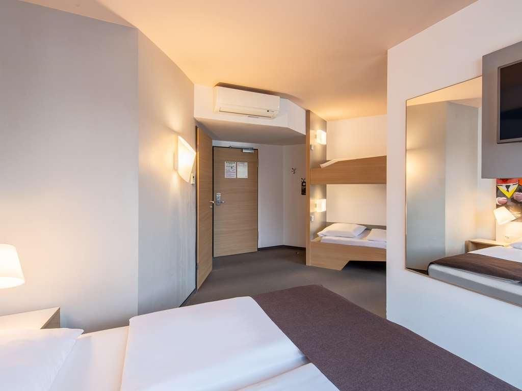 B&B Hotel Schweinfurt-City Room photo