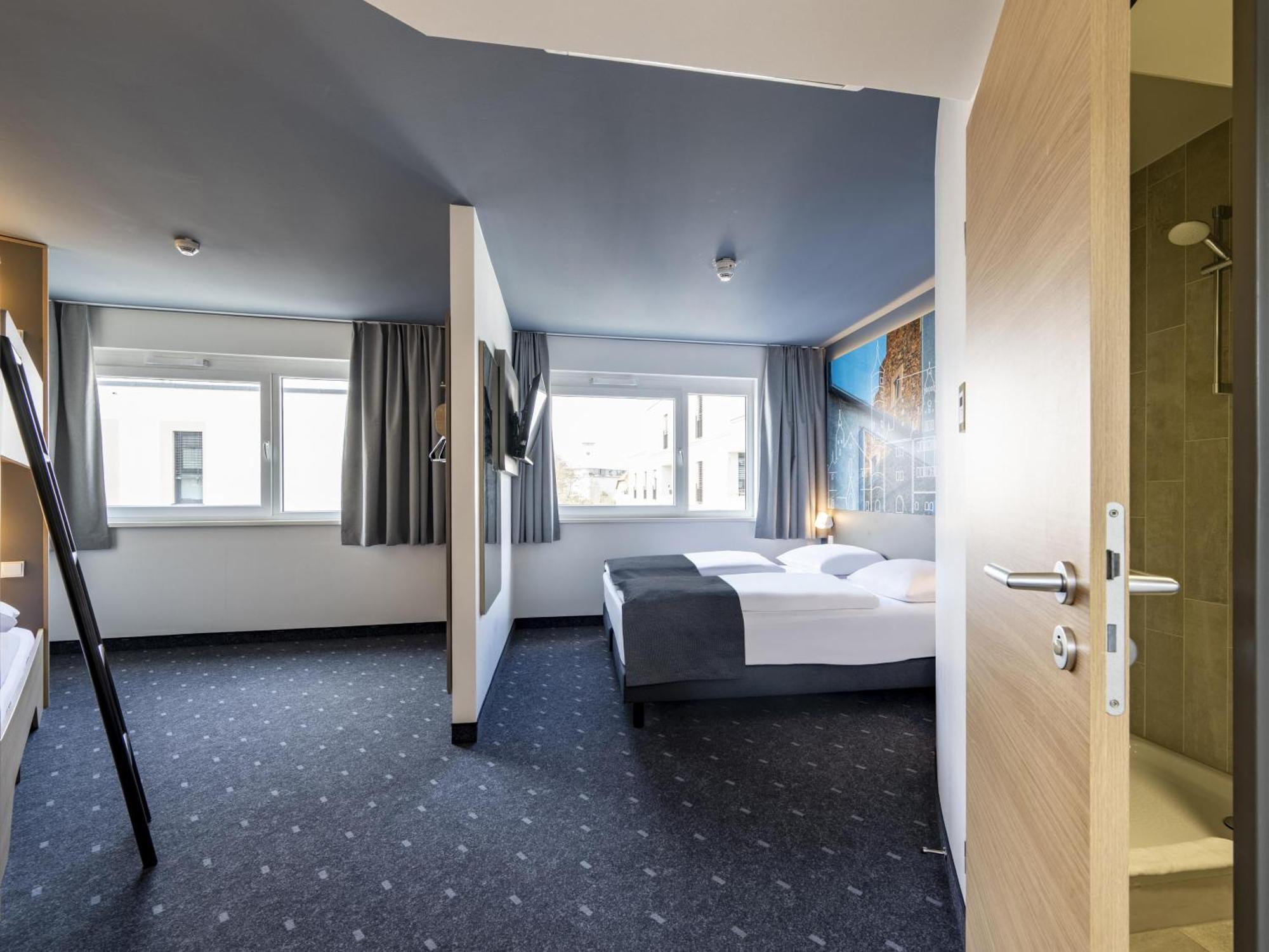 B&B Hotel Schweinfurt-City Exterior photo